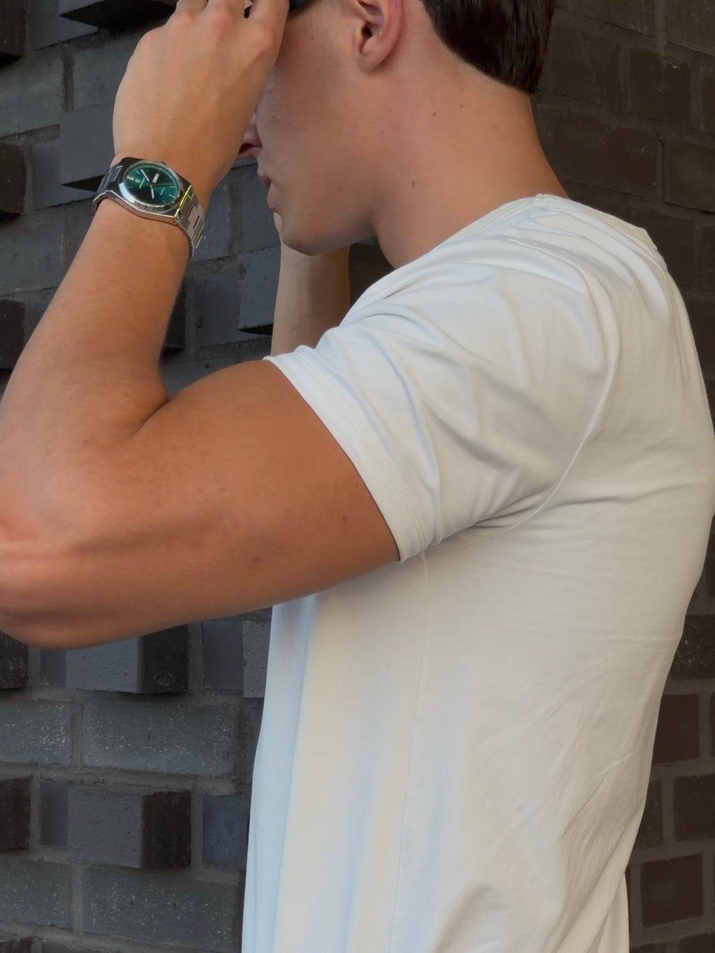 SLIM FIT T-SHIRT - PRE-ORDER